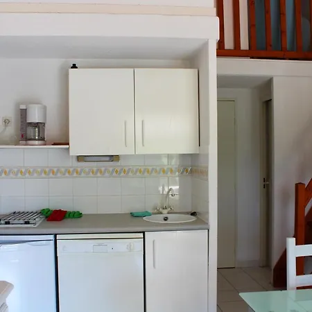Apartmán Charmant T3 En Rez De Jardin Resi A 450m De La Mer + Piscine - Cap D'agde - Ref: Perle 8 Agde